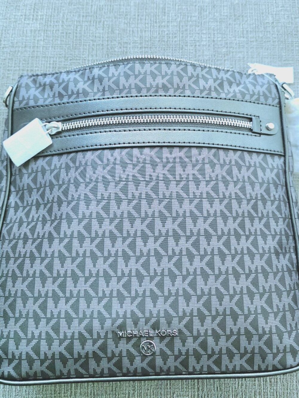 NWT Michael Kors Black/Gray MK Monogram Crossbody Bag- Water Resistance- OBO! - Picture 6 of 10